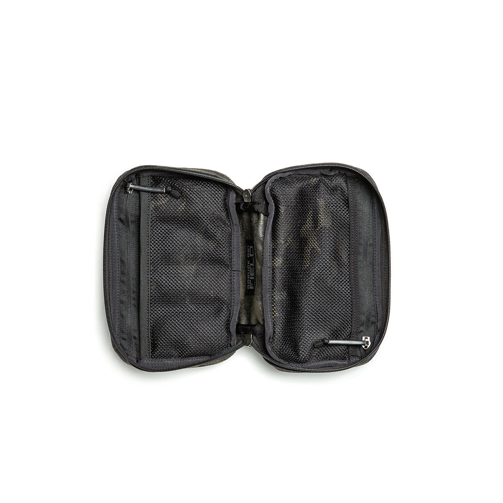 GR1 Field Pocket 3L - Storming Gravity
